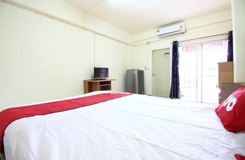Rangsit Hotel | OYO 689 Baan Yuyuen