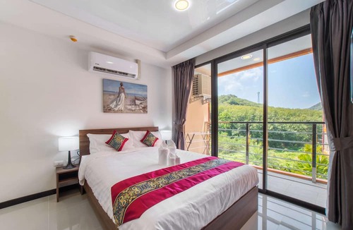 Nai Harn Apartment | Cozy Apartment close to Naiharn Beach, free Wifi