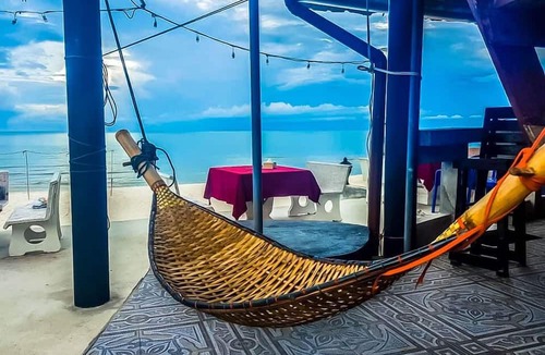 Khanom Hotel | CC Beach Resort