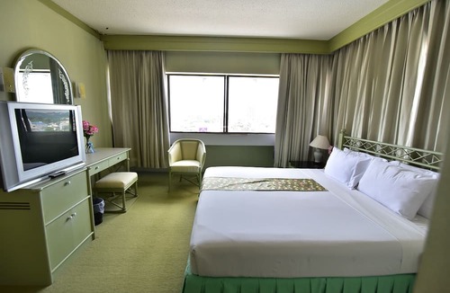 Trang Hotel | Thumrin Hotel