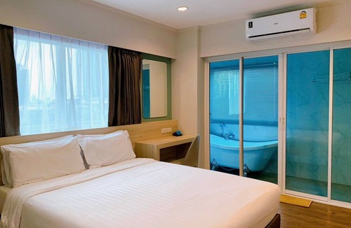 Yan Nawa Hotel | Miloft Sathorn hotel
