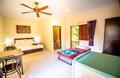 Cherngtalay Hotel | Muchshima House
