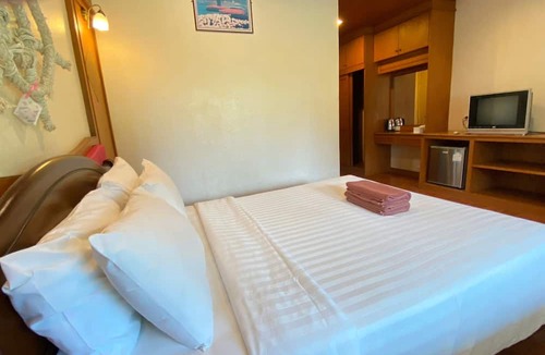 Ko Phi Phi Hotel | Phi Phi Don Chukit Resort