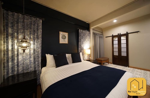 Bangkok Noi Hotel | Na Vayla PaPlern