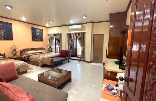 Sri Phum Hotel | Mini Cost Apartment & Guesthouse