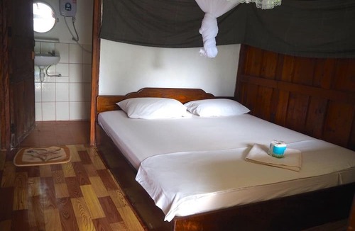 Muang Ngoi Neua Hotel | Riverview Bungalows & GH