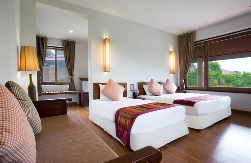 Paksong Hotel | Sabaidee Valley
