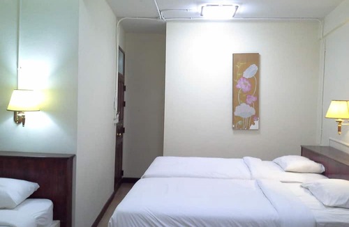 Talat Yot House | BC guesthouse Banglamphu