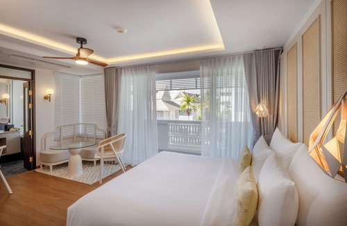 Thapae Hotel | Away Chiang Mai Thapae Resort - A Vegan Retreat