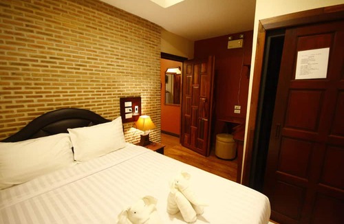 Prachinburi Hotel | Rommai At Home