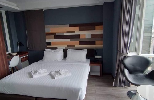 Pathum Thani Hotel | Campagne Hotel and Residence