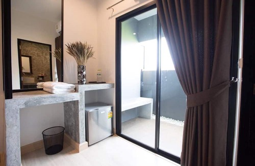 Phetchaburi Hotel | Pimchanok Resort