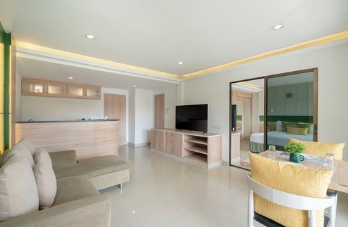North Pattaya Resort | Green Park Resort