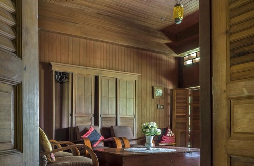 Koh Lon Resort | Baan Mai Beachfront Phuket Lone Island