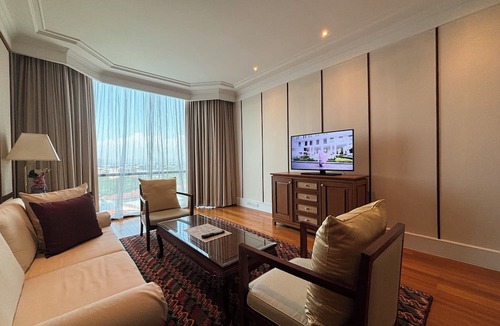 Chang Khlan Hotel | The Empress Hotel Chiang Mai