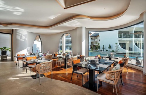Cherngtalay Hotel | Amora Beach Resort Phuket