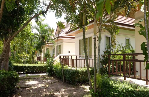 Rayong Hotel | Aana Residence Resort