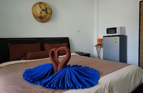 Ban Saiyuan Hotel | Lotus Bleu Resort & Restaurant