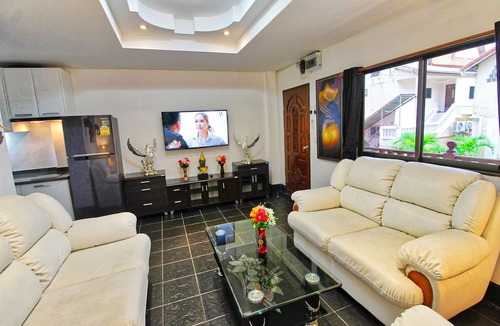 Pratumnak Hill Hostel | Phratamnak Inn