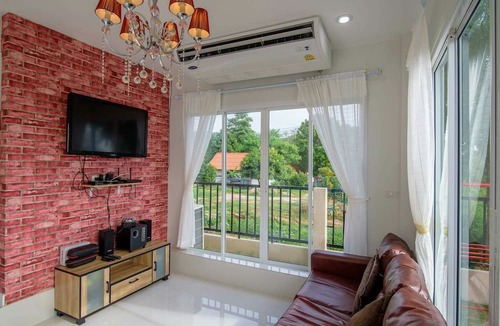 Hin Lek Fai Villa | Platoo Pool Villa
