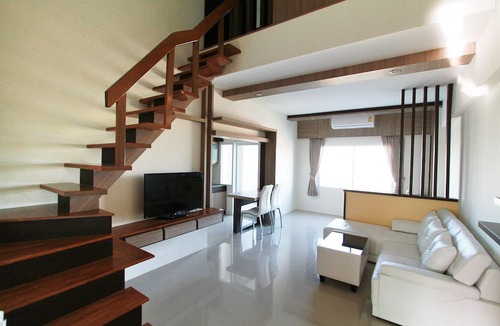 Pluak Daeng Hotel | The Contrast i Hotel