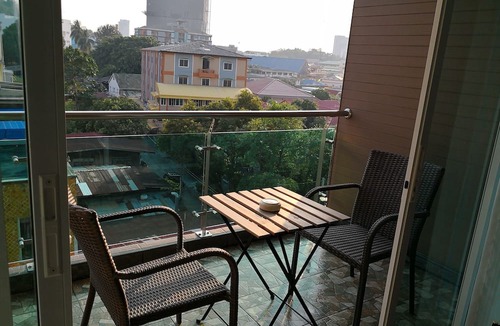 Si Racha Hotel | Cityview Residence