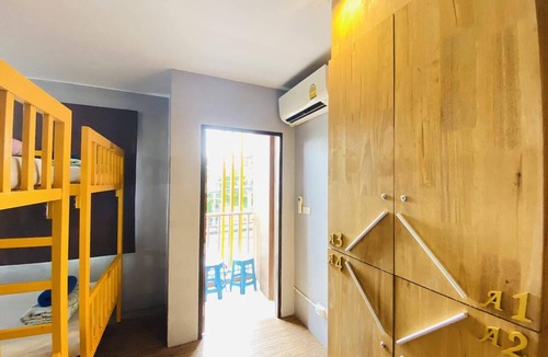 Patong Hostel | Frutta Hostel