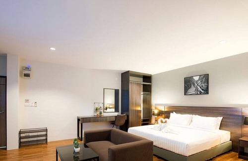 Phetchabun Hotel | Feungfah Litz