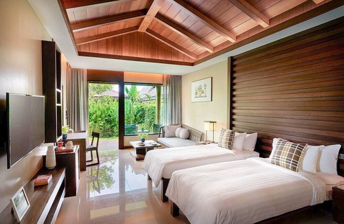 Khanom Hotel | Khanom Beach Resort & Spa