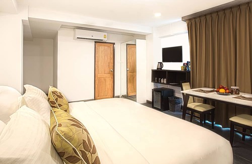 Khlong Tan Hotel | V One Pride - Sukhumvit 22 Bangkok