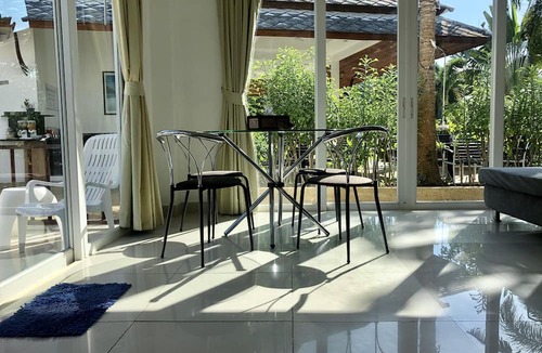 Ban Khlong Haeng Hotel | Nadivana Serviced Apartments