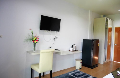 Chalong Hotel | Bests village & villa