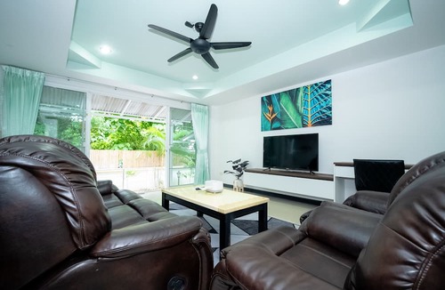 Rawai House | Baan Waru Seaview