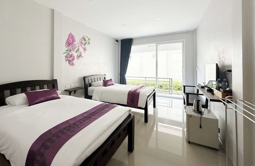 Thep Kasattri Hotel | Be Leaf Resort