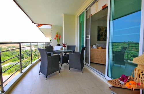 Khao Tao Apartment | Sea Ridge Penthouse by baansiesom