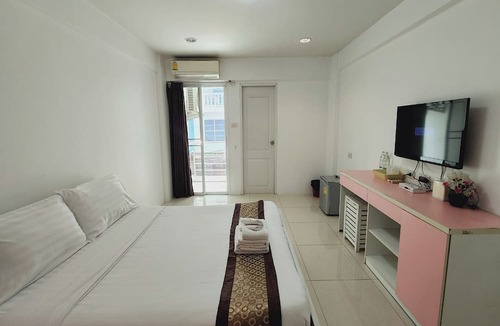 Nonthaburi Hotel | Zenith Life