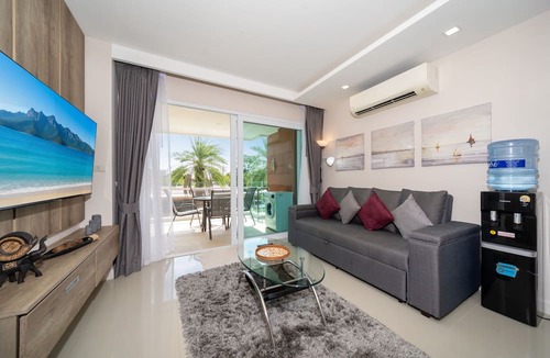 Rawai Apartment | Tropical Poo View 1 BR Apt Babylon M206