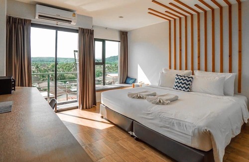 Ranong Hotel | The Galla Hotel