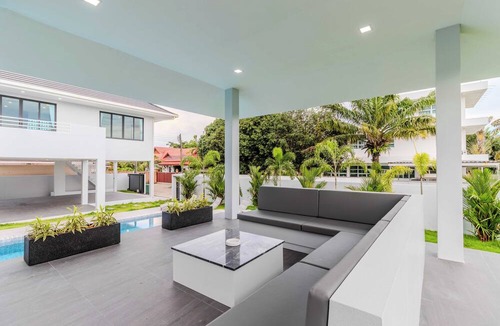 Rawai Villa | 2 Villas 2 Kitchens Huge Pool V258