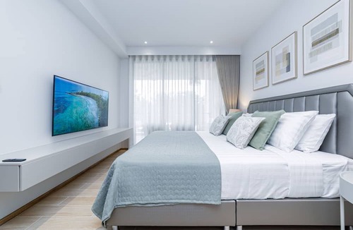 Bang Tao Apartment | Beachside 2BR 200 m to BangTao beach