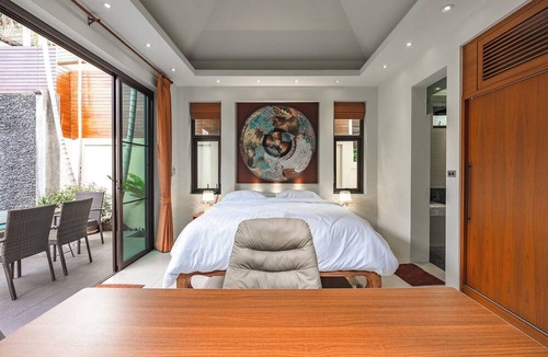 Nai Harn Villa | PoolVilla Jacuzzi & Mountain View V232