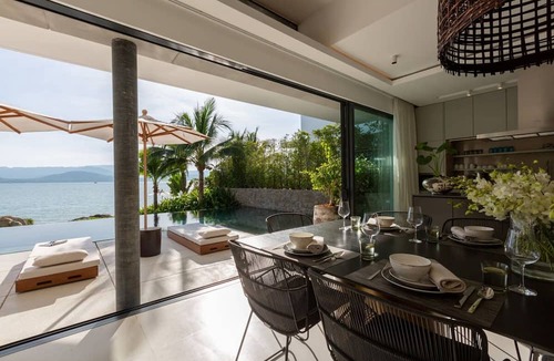 Moo 5 Villa | Syrah 3-bedroom Beachfront Villa in Koh Samui