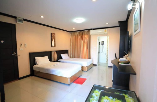 Nai Mueang Hotel | Triton Hotel Nakhonratchasima