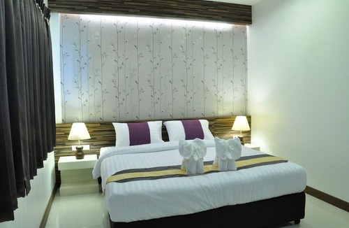 Pa Ngio Hotel | Chanalai Resort and Hotel