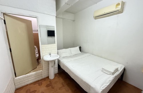 Bang Kapi House | Happyland Guesthouse