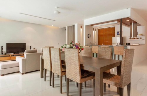 Rawai House | Sea View Pool Villa