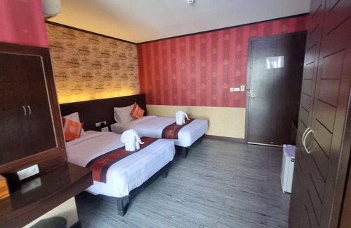 Patong Hotel | Sereneburi Patong Hotel By Sea Hospitality Co Ltd