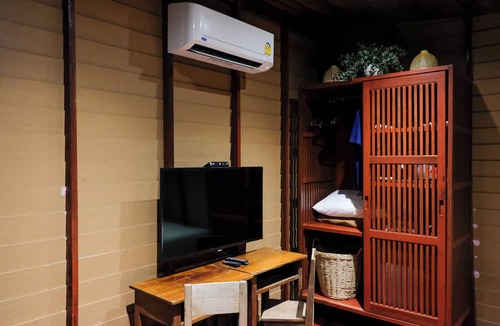 Krok Phra Hotel | Suan Pa Khao Lom Homestay