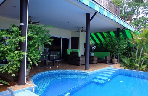 Bang Po Villa | Beachfront Oasis With Private Pool and Jacuzzi on Samui's Bang Por Beach