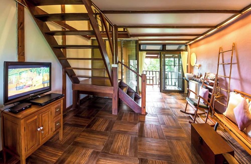 Wang Nam Khiao Resort | Village Farm & Winery